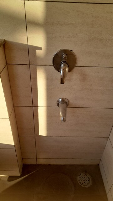 Bathroom in 3 BHK Penthouse at Motiaz Royal Citi, Ambala Highway – for Rent