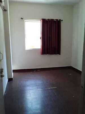 Room in 2 BHK Apartment at Niranjan Complex, Pashan – for Rent