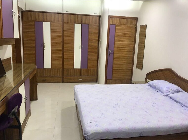Bedroom, royal-classic-co-op-society 3 Bedroom 1550 Sq.Ft. Apartment In Andheri West Mumbai 10081874