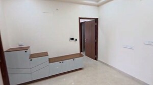 Room in 3 BHK Apartment at Aurobindo Kohinoor, Serilingampally – for Rent
