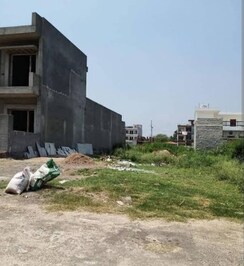 Plot For Sale in Sector 85