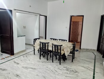 3 BHK Builder Floor for Rent in Sector 16, Faridabad