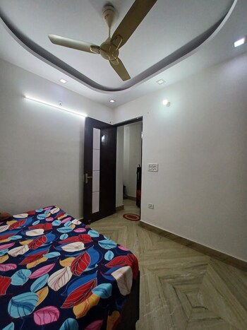 2 BHK Builder Floor for Sale in Dwarka Mor, Delhi