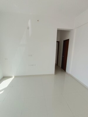 Room in 3 BHK Apartment at Runwal The Central Park, Chinchwad – for Sale