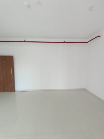 Room in 3 BHK Apartment at Runwal The Central Park, Chinchwad – for Sale