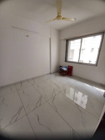 Room in 2 BHK Apartment at Balchand Amaltas Apartments, Bavdhan – for Rent
