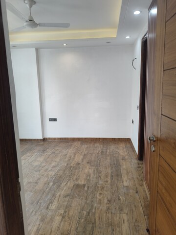 Room in 3 BHK Builder Floor at Freedom Fighters Enclave – for Rent