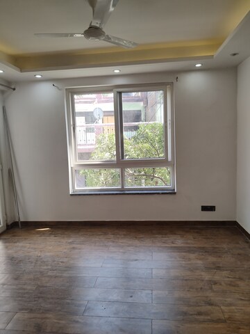 Room in 3 BHK Builder Floor at Freedom Fighters Enclave – for Rent