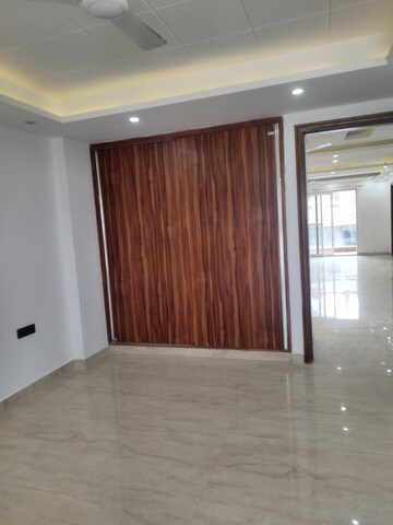 Room in 3 BHK Builder Floor at Freedom Fighters Enclave – for Rent