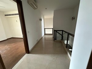 Room in 4 BHK Apartment at M3M Golf Estate, Sector 65 – for Rent