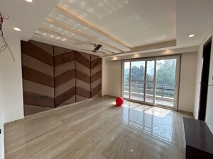 Room in 4 BHK Independent House at Ansal Sushant Floors, Sushant Lok ii – for Sale