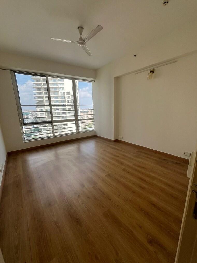 Room, pioneer-park-presidia 3 Bedroom 5800 Sq.Ft. Apartment In Sector 62 Gurgaon 10095081