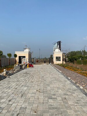 3.5 BHK Apartment – Exterior View View at Ambika Florence Park, North Mullanpur - for Sale