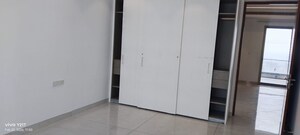 Room in 3 BHK Apartment at Jayabheri The Nirvana, Gopanpally – for Rent