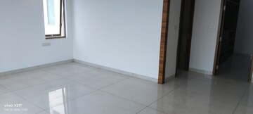 Room in 3 BHK Apartment at Jayabheri The Nirvana, Gopanpally – for Rent