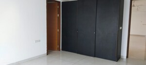 Room in 3 BHK Apartment at Jayabheri The Nirvana, Gopanpally – for Rent