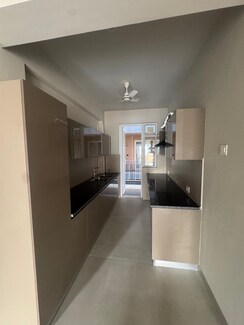 3 BHK + Servant Room Apartment For Rent in SAV Gulnaar Meadows