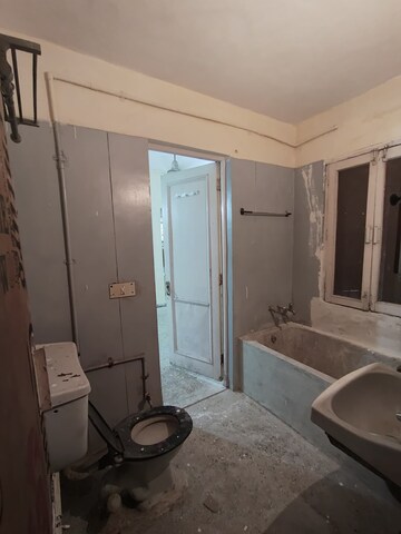 Building Lobby in 2 BHK Builder Floor at Pamposh Enclave – for Rent