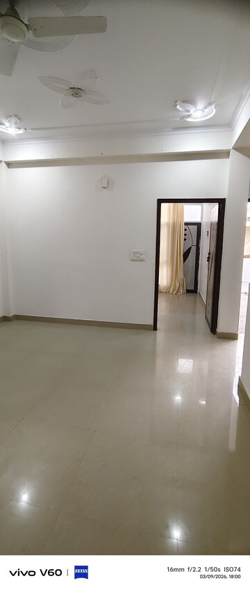 Room in 2 BHK Independent House at Dev Apartments Sector 49, Sector 49 – for Rent