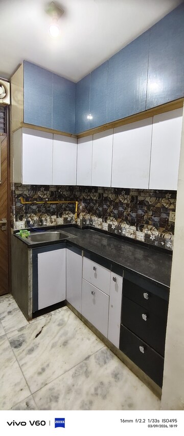 Kitchen in 1.5 BHK Independent House at RWA Apartments Sector 50, Sector 50 – for Rent