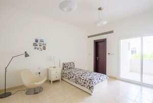 Living Room in 3 BHK Apartment at Prime Rose Apartment Andheri West, Andheri West – for Rent