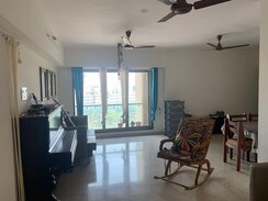 2 BHK Apartment For Rent in Crescent Apartment Bandra West