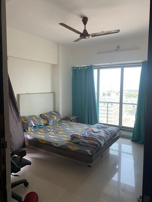 Bedroom in 2 BHK Apartment at Crescent Apartment Bandra West, Bandra West – for Rent