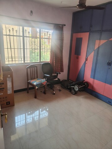 Team Area in 2 BHK Apartment at Happy Valley Homes, Manpada – for Rent