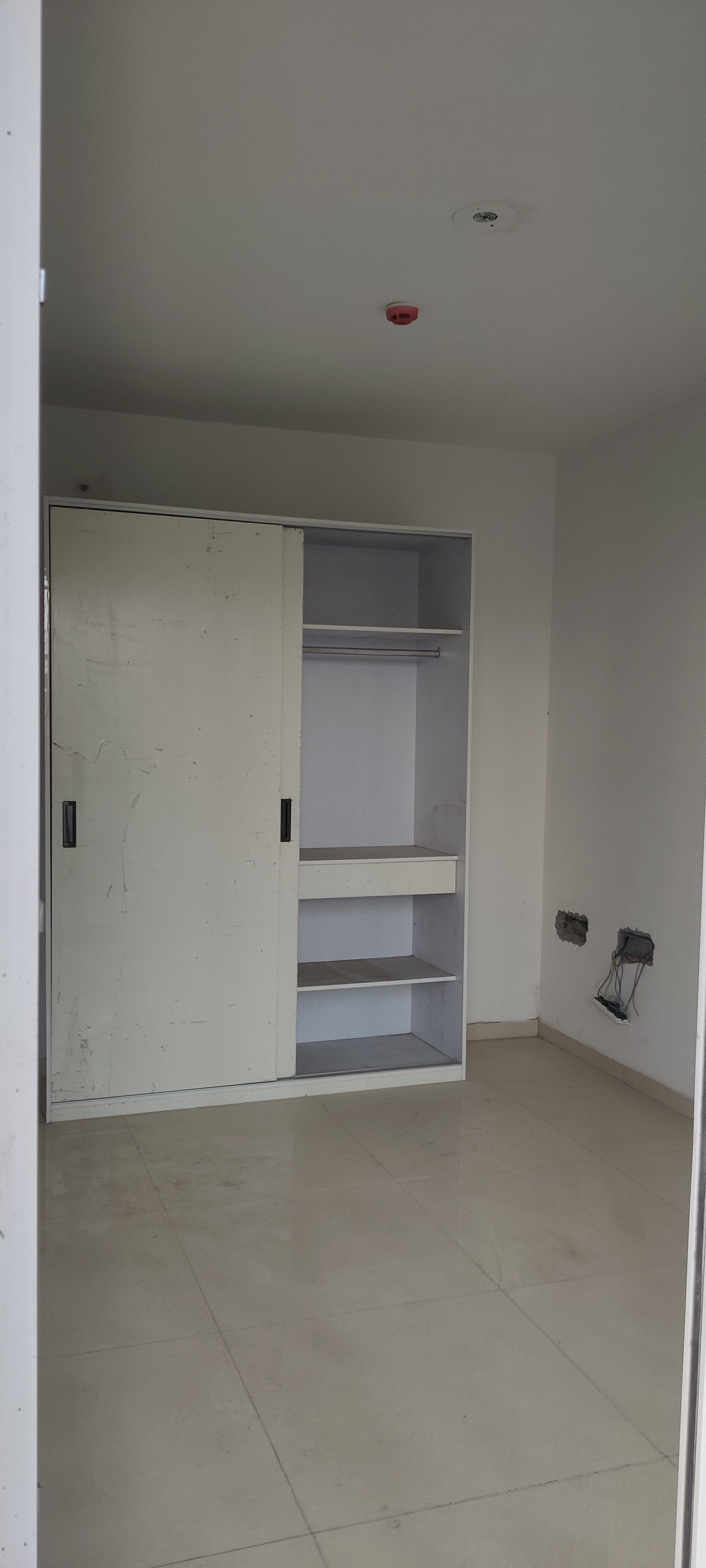 1 BHK Apartment For Sale in Omaxe The Resort