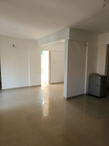 Room in 3 BHK Apartment at Manav Silver Skyscapes, Wakad – for Sale