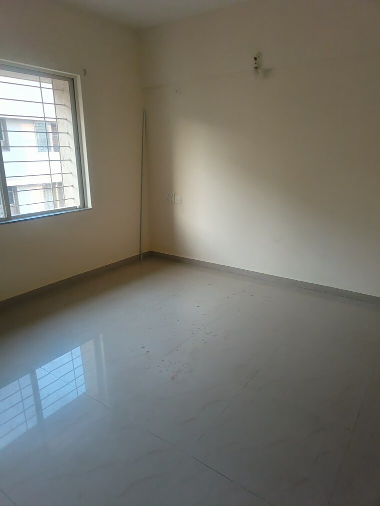Room, essen-shonest-towers 2.5 Bedroom 1300 Sq.Ft. Apartment In Wakad Pune 10095548