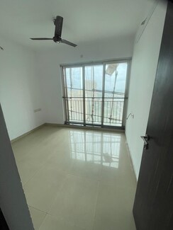 2 BHK Apartment For Rent in Lodha Amara