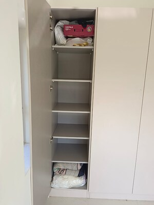 Furnished Amenities in 2 BHK Apartment at Lodha Amara, Kolshet Road – for Rent