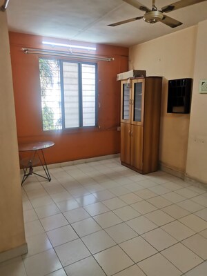 Room in 2 BHK Apartment at Aditya Guruganesh Nagar Phase I, Kothrud – for Rent