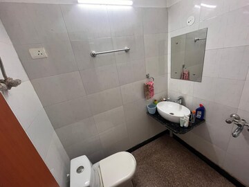 Bathroom in 2 BHK Builder Floor at Ardee City, Sector 52 – for Rent
