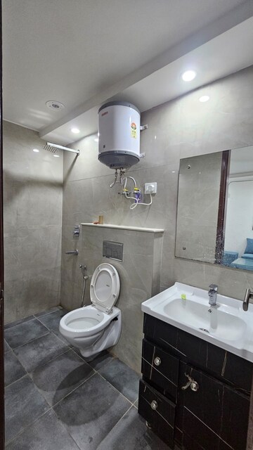 Bathroom in 1 BHK Builder Floor at Neb Sarai – for Rent