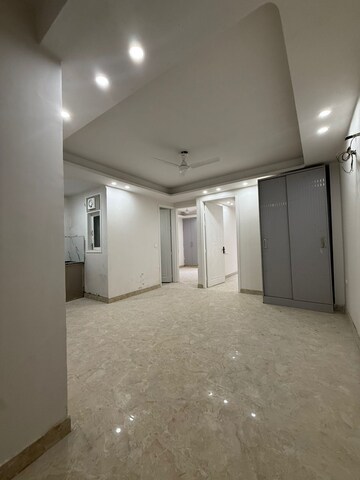 Room in 2 BHK Builder Floor at Neb Sarai – for Rent