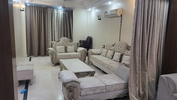 Living Room in 3 BHK Builder Floor at Sector 50 – for Rent