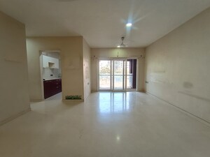 Room in 2 BHK Apartment at RNA Continental, Chembur – for Sale