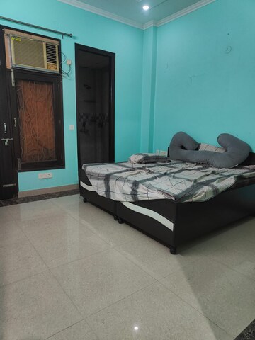 Bedroom in 2 BHK Builder Floor at Ardee City, Sector 52 – for Rent