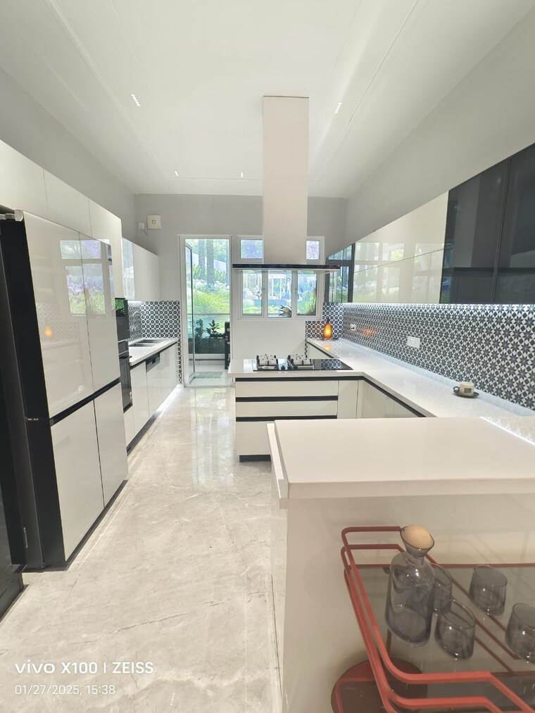 Team Area, crossing-republik 5 Bedroom 2800 Sq.Ft. Penthouse In Crossing Republic Ghaziabad 10095642