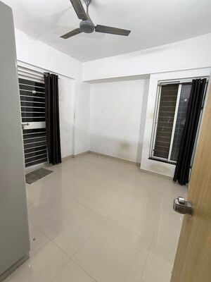 Room in 2 BHK Apartment at SBS Chandrai Capital, Ambegaon Budruk – for Rent