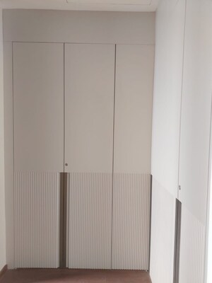 Building Lobby in 4 BHK Apartment at Gulshan Dynasty, Sector 144 – for Rent