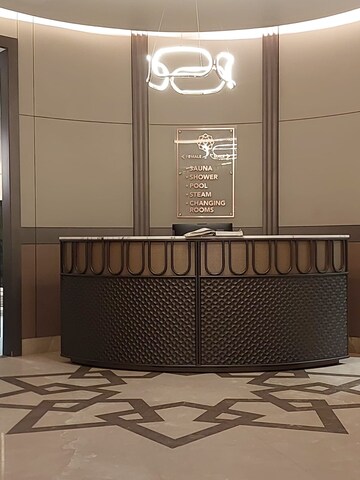 Room in 4 BHK Apartment at Gulshan Dynasty, Sector 144 – for Rent