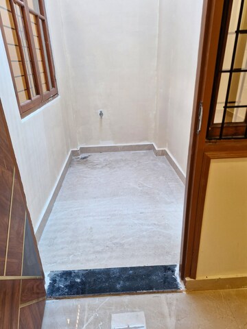 Room in 2 BHK Independent House at Chinhat – for Rent