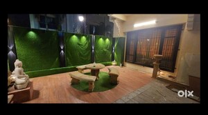 Living Room in 5 BHK Villa at Hazratganj – for Rent