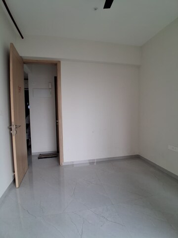 Room in 2 BHK Apartment at Tricity Montview, Sanpada – for Rent