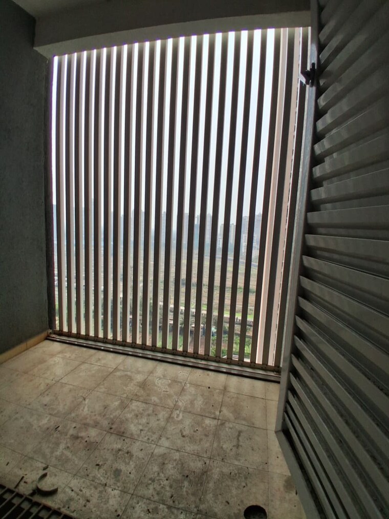 Balcony, tricity-montview 2 Bedroom 645 Sq.Ft. Apartment In Sanpada Navi Mumbai 10095735