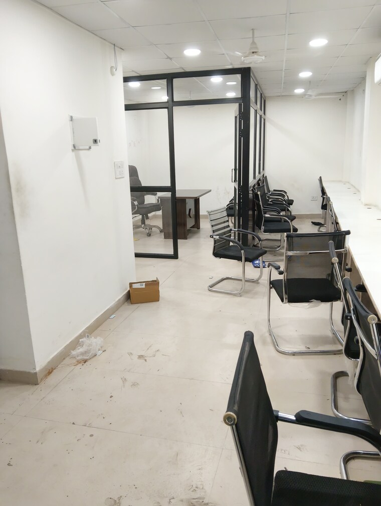 Floor Plan, gomti nagar Commercial Office Space 500 Sq.Ft. In Gomti Nagar Lucknow 10095763