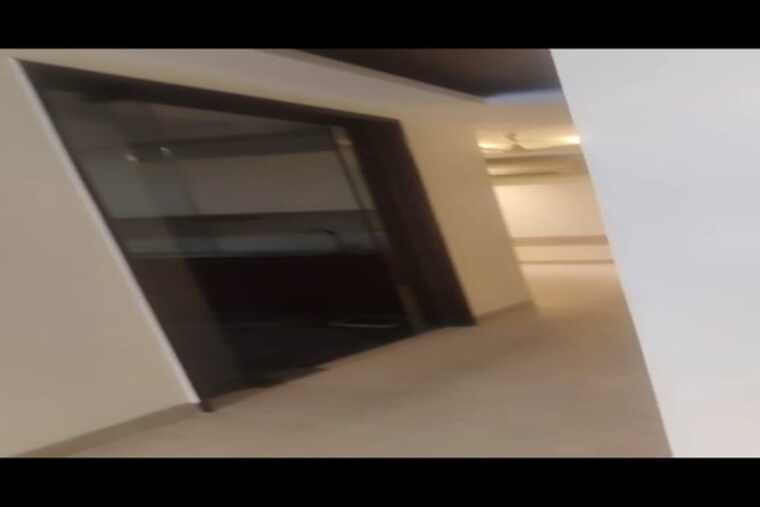 undefined, greater kailash ii 3 Bedroom 250 Sq.Yd. Builder Floor In Greater Kailash ii Delhi 10095762